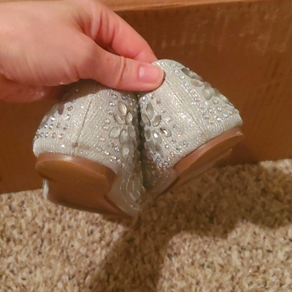 COPY - Sparkly jeweled flats - Picture 7 of 8